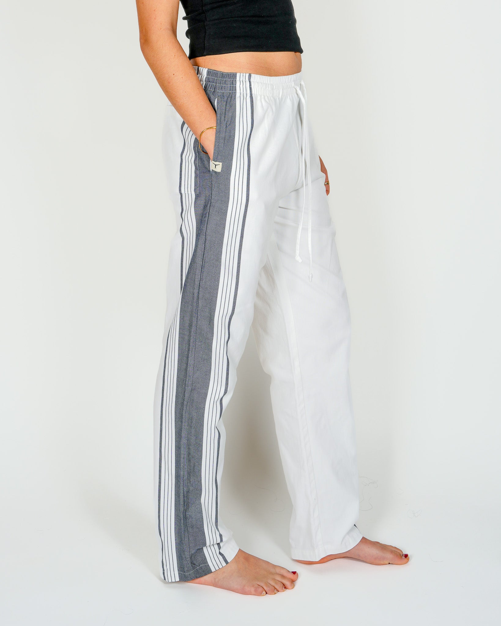 Classic White and Navy Lounge Pant (Pre-Loved) – Tom's Trunks